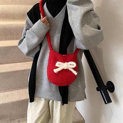 Retro Plush Large-capacity Bucket Bag Women's 2025 New Versatile Shoulder Small Messenger Bag Niche Casual Bag
