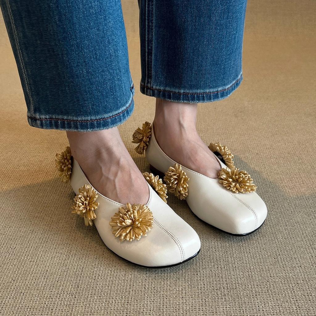 Rindslederversion~ Französische Retro-Blume mit Rock quadratischer Kopf flache Sohle einzelne Schuhe Damen Schuhe ein Pedal kleine Lederschuhe