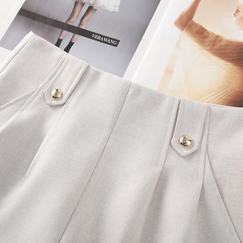 Women's White A-Line Suit Shorts: 2025 Spring Collection, Loose, Wide-Leg, Slimming Casual Four-Point Pants