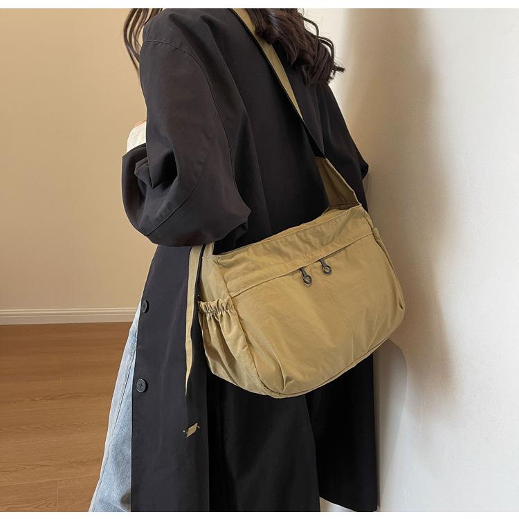 Nylonväska Messenger Bag Crossbody Bag Axelväska