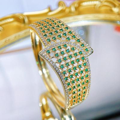 CMM Dubai Altın Retro Zümrüt Rengi Zirkonyum İçi Boş Büyük Geniş Bilezik Bileklik Kadın Partisi Aristokrat El Takı Aksesuarları