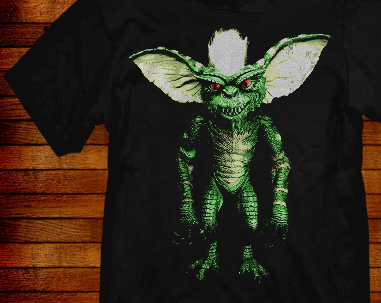 Gremlins T shirt: 80s Stripe Design L