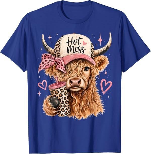 T-shirt Grafica Divertente per Amanti del Caffè 'Hot Mess Leopard Highland Cow'