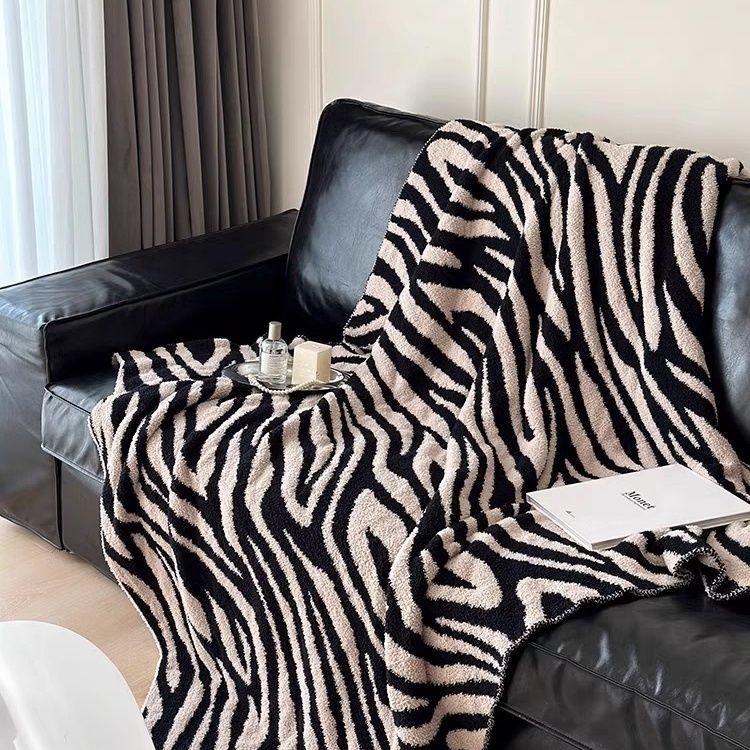 Luxusní fleecová deka na pohovku se zebřím vzorem - Poloplyšová deka na zdřímnutí v kanceláři a dekorativní deka do letadla