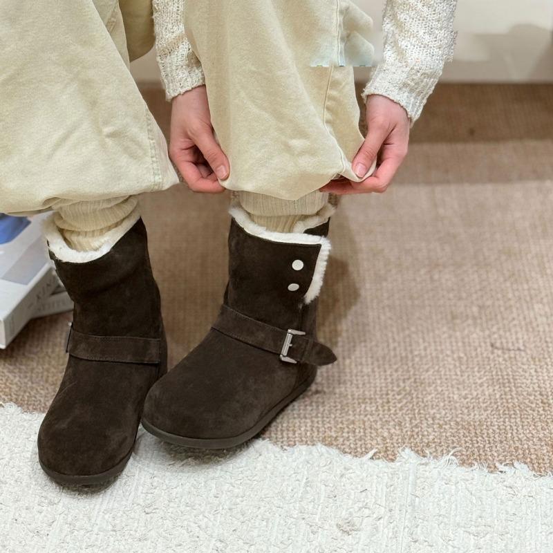 Fleece thickened snow boots women's winter warm cotton shoes are super good-looking, versatile and comfortable round head belt buckle short boots