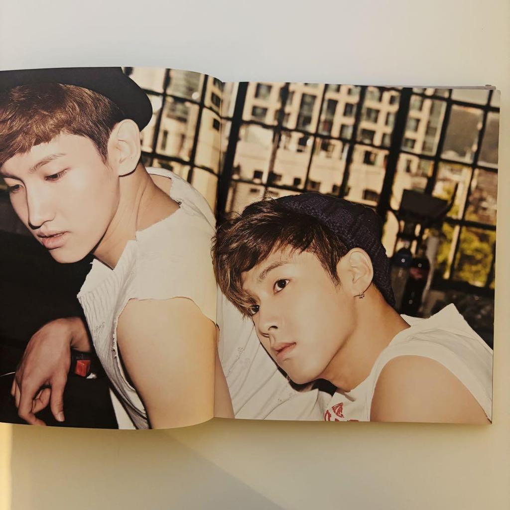 [USED] TVXQ "Humanoids" 6th Album Repackage (Korean Edition)
