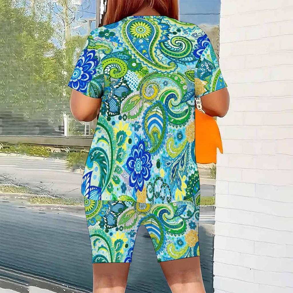 Women Plus Size Green Printed Round Neck Short Sleeve Top Fitted Shorts Two Piece Set