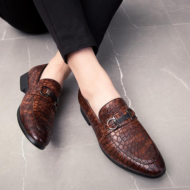 Fashion Luxury Brand 2024 Mens All-match Loafers Moccasins Breathable Slip on Office Shoes Mens Shoes Leather Classic Men Casual Shoes
