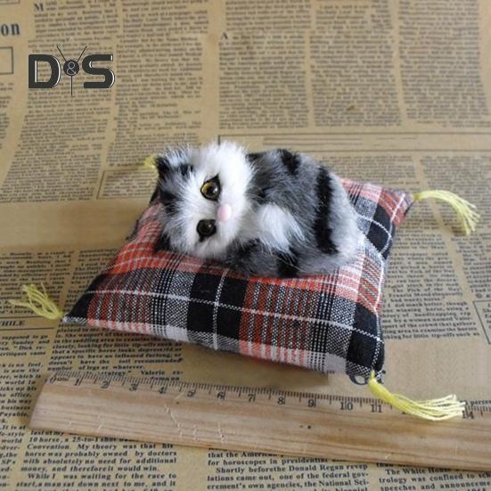 Simulation Cat Doll Plush Toy Mini Realistic Sleeping Kittens on Mat Figurine Stuffed Animal Toy with Cushion for Home Office Room Desktop Decor