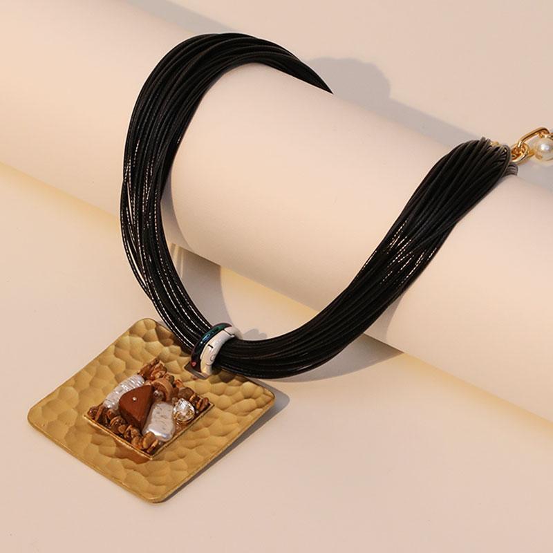 Statement Vintage Necklace with Square Pendant for Women Girl Trendy Wedding Party Jewelry