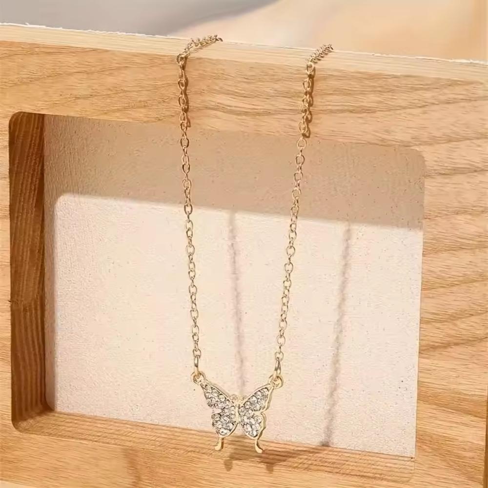 Elegant Rhinestone Butterfly Pendant Necklace Simple Thin Metal Chain Choker Necklace Women's Trendy Party Neck Jewelry