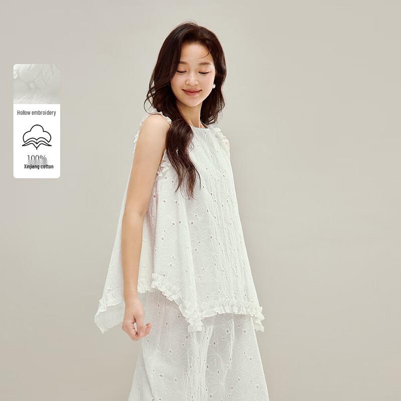 INMAN Women s Ruffled Sleeveless Blouse XL