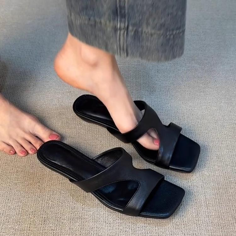 Foreign Trade Version~ Versatile Black Niche Z-shaped with Open-toed Cool Slippers Women's Summer Minimalist Soft Leather Comfortable High-heeled Sand