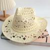 Nuovi cappelli di paglia intrecciati a mano per uomo e donna estivi. Gusci di cappello decorati. Cappelli Panama casual da vacanza al mare.