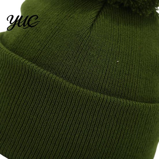Solid Color Winter Headwear Knitted Hat with Faux Fur Ball, Soft Elastic Windproof Casual Daily Wear Warm Cap, Thickened for Men And Women Unisex