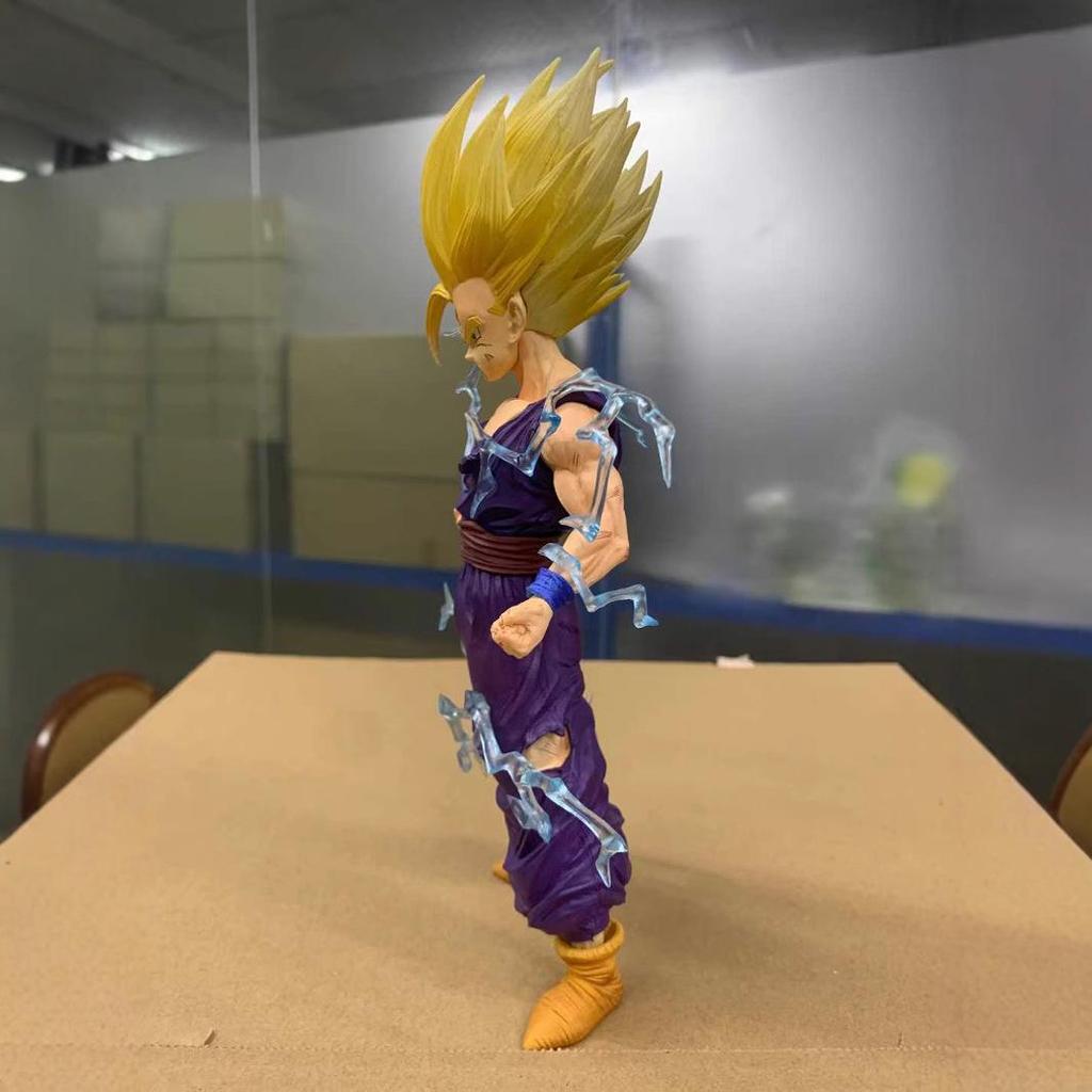 Dragon Ball Super Saiyan 2 Gohan Battle-Damaged Figure in Combat Pose