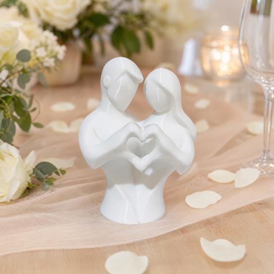 Sculptural Artistic Texture 3D Printed Couple Heart Statue, Abstract Minimalist Lovers Embrace Figurine, Romantic Desktop Easy Care Love Ornament