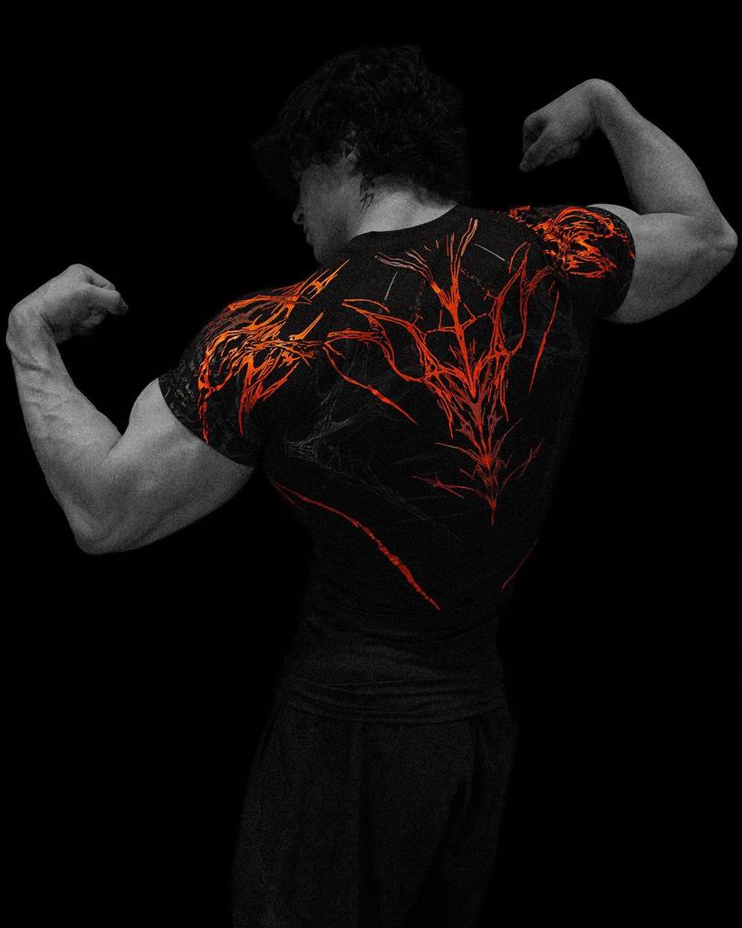 Tricou Fitness Breathedivinity pentru Bărbați cu Uscare Rapidă - Respirabil, Elasticitate Ridicată, Mânecă Scurtă, Compresie.