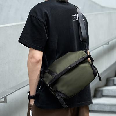 Men's Crossbody Bag, Multi-functional Single-shoulder Bag, Large-capacity Portable Bag for Going Out, Trendy Commuting Sports Bag
