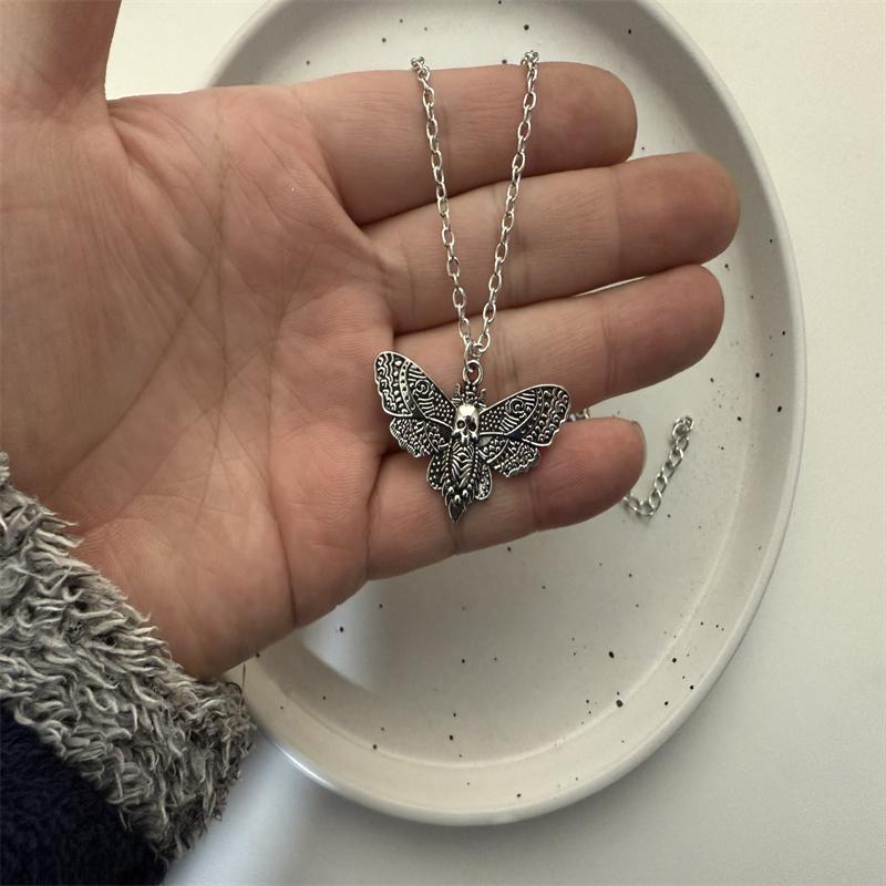 Винтажное колье-мотылек, готические украшения, аксессуары для ведьм, Насекомые, бабочка, языческие, Подвеска-мотылек с фазами луны, украшения