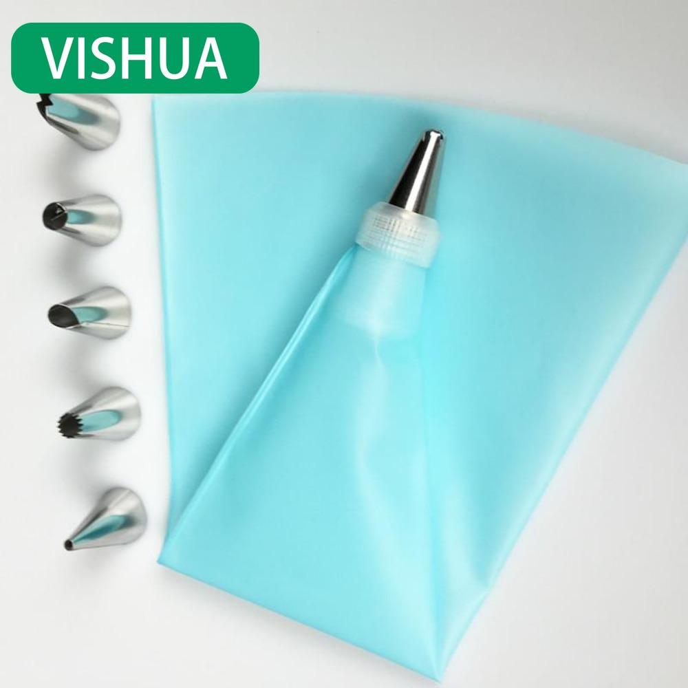 Set - Pastry Bag and Nozzles for It