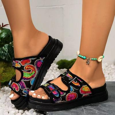 Chaussures style nouveau: Pantoufles pour femmes de grande taille, Sandales décontractées à semelles épaisses et à un bouton