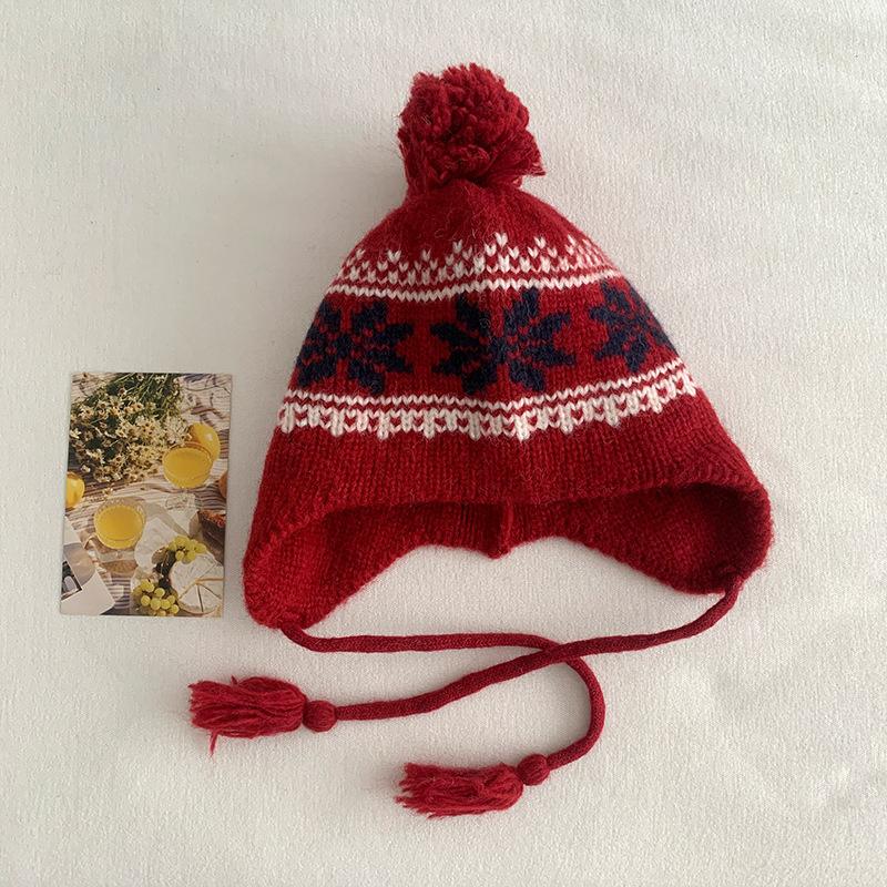 Vintage Fair Island Wind Jacquard Hairball Knitted Ear Protector Children's Season Warm Face Small Wool Lei Feng Hat