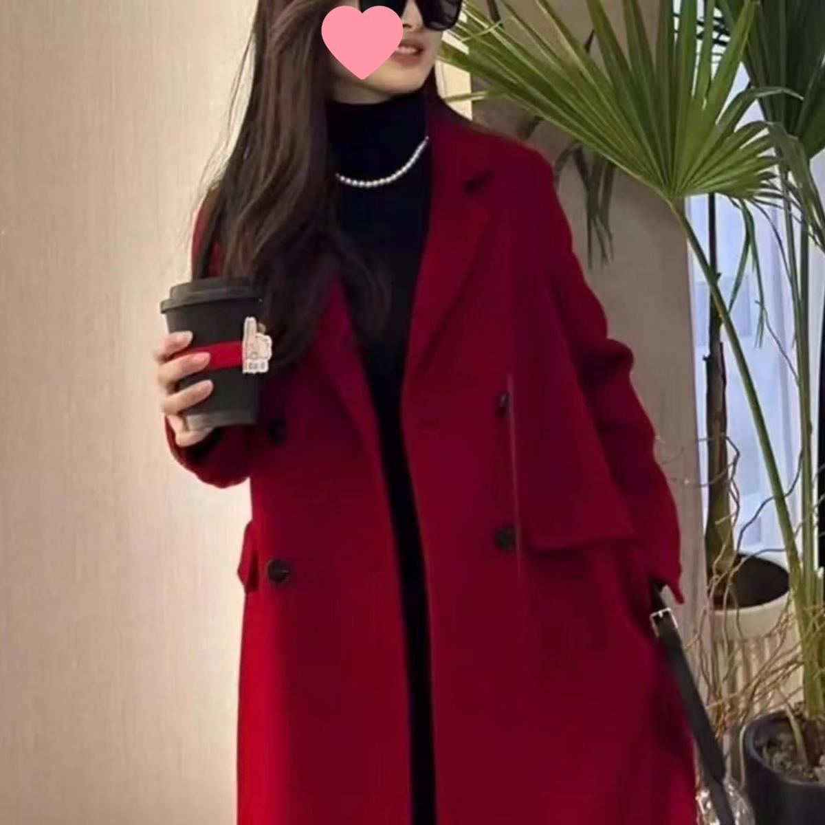 

Compact and Flattering Wool Coat with Suit Collar – Perfect for Autumn and Winter, Long Sleeves, Straight Hem. M (95-110 lbs)