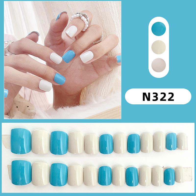 

High-End Blue & White Nail Art: Removable Short Fake Nails