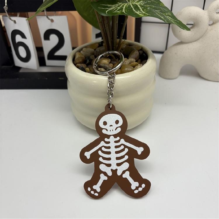 Spooky Skull Design Keychain Ornament With PU Leather Construction Accent For Gift Giving And Themed Celebrations