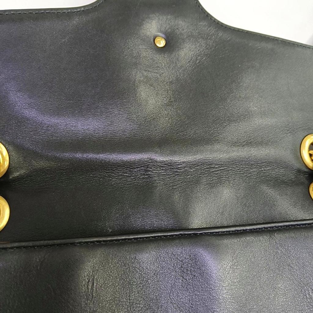 [Pre-Owned] GG Marmont Vintage Logo Chain Quilted Leather Crossbody Bag - Very Good #U0STXJ