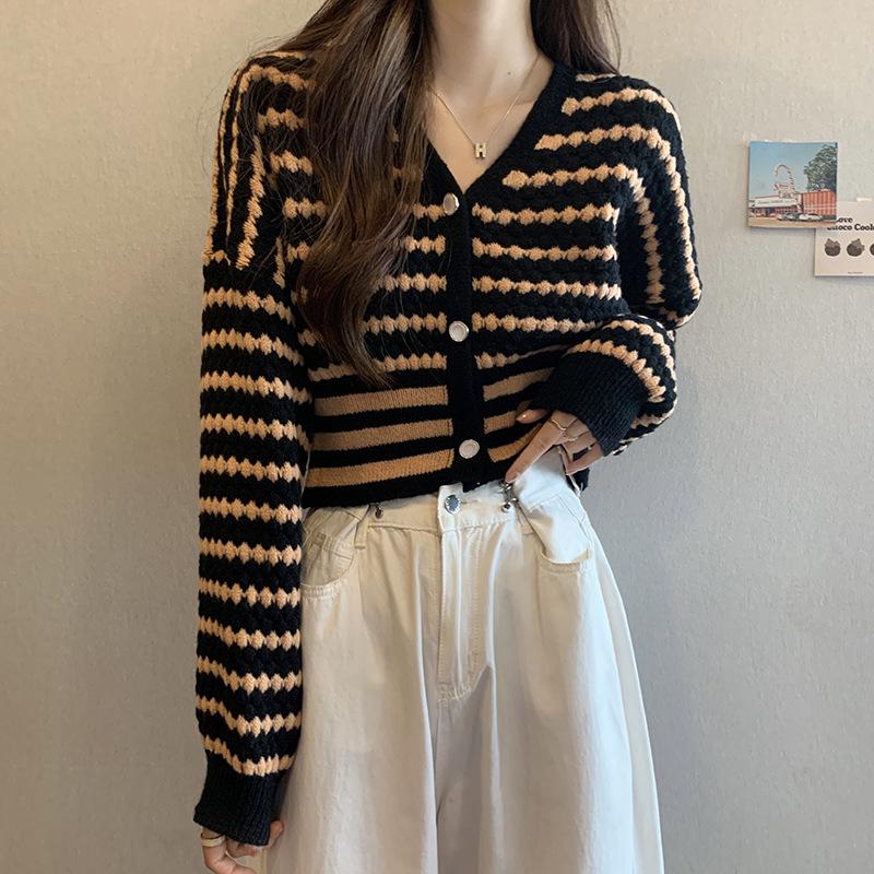 

Женский кардиган в полоску с V-образным вырезом 2024 года One Size кофейный