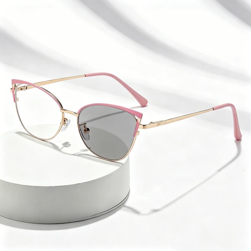 Metal Cat-Eye Photochromic Myopia Glasses High-Quality Spring-Arm Blue Light Blocking Nearsighted Glasses Diopter 0 To -4.0