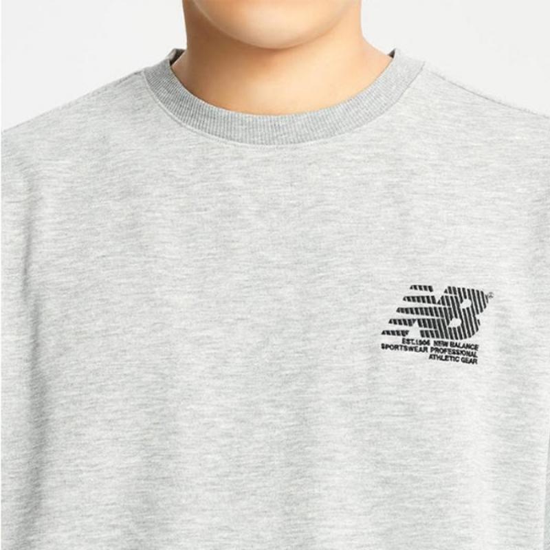 New Balance Men 24 7 Running Sweatshirt  Nbncd32833 2