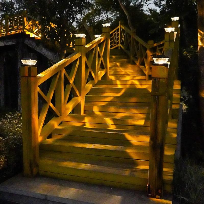 Outdoor Solar Post Cap 2 Modes Fence Light LED Post Lamp Solar Powered Waterproof For Wood Posts Yard Garden Outside