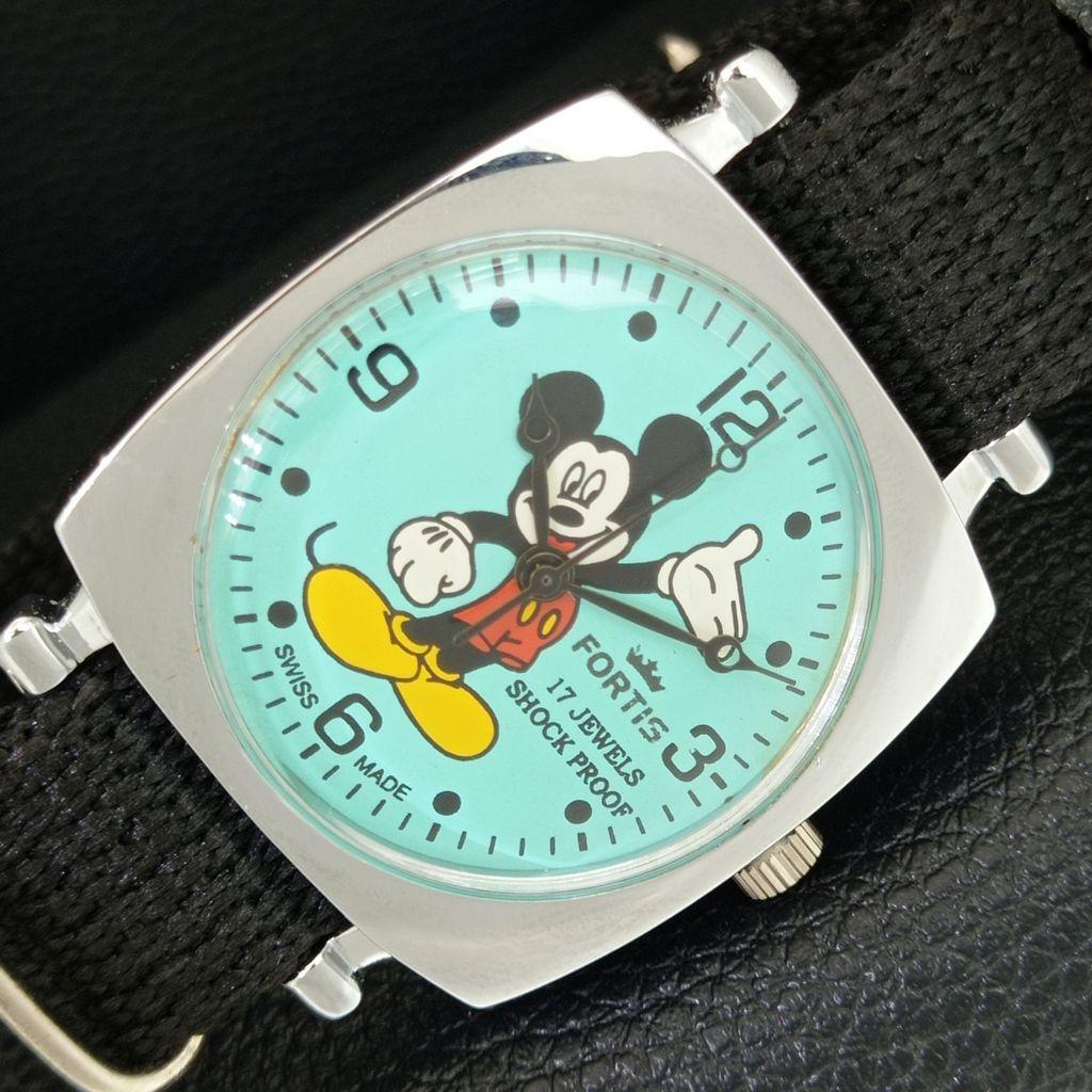 

VINTAGE HAND-WINDING SWISS MENS REFURBISHED SEA GREEN COLOR DIAL WATCH a707261-1