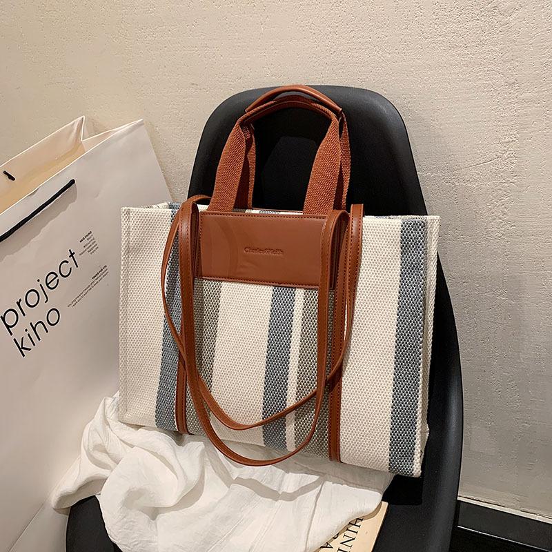 Large-capacity Commuter Bag Women's Spring and Summer New Striped Shoulder Bag Casual Tote Bag Versatile Tote Bag