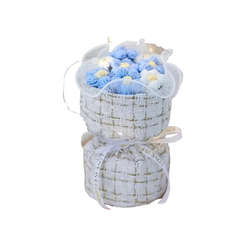 Knitted yarn simulation puff bouquet