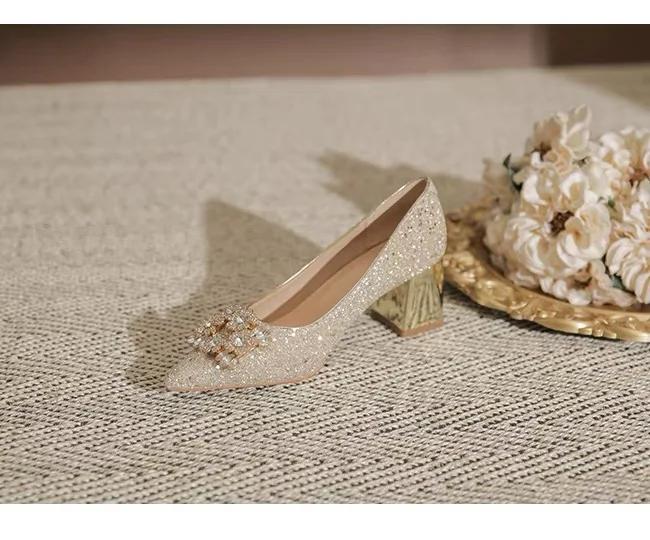 

Весенние женские туфли с острым носком, сандалии Crystal Fairy Wind, стразы, прозрачный толстый каблук, мода 34 золотой