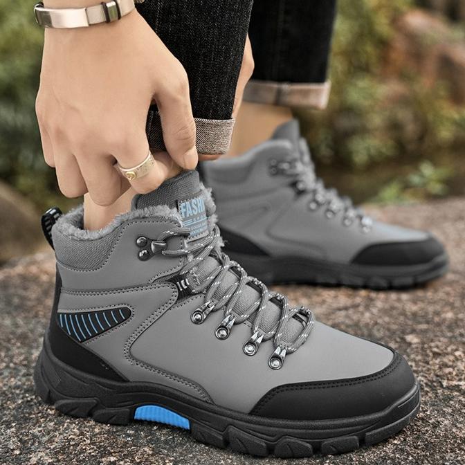 Winter Men Boots Warm Plush Comfort Anti Slip Outdoor Snow Boots Outdoor Hiking Shoes Platform Short Boots Men Shoes