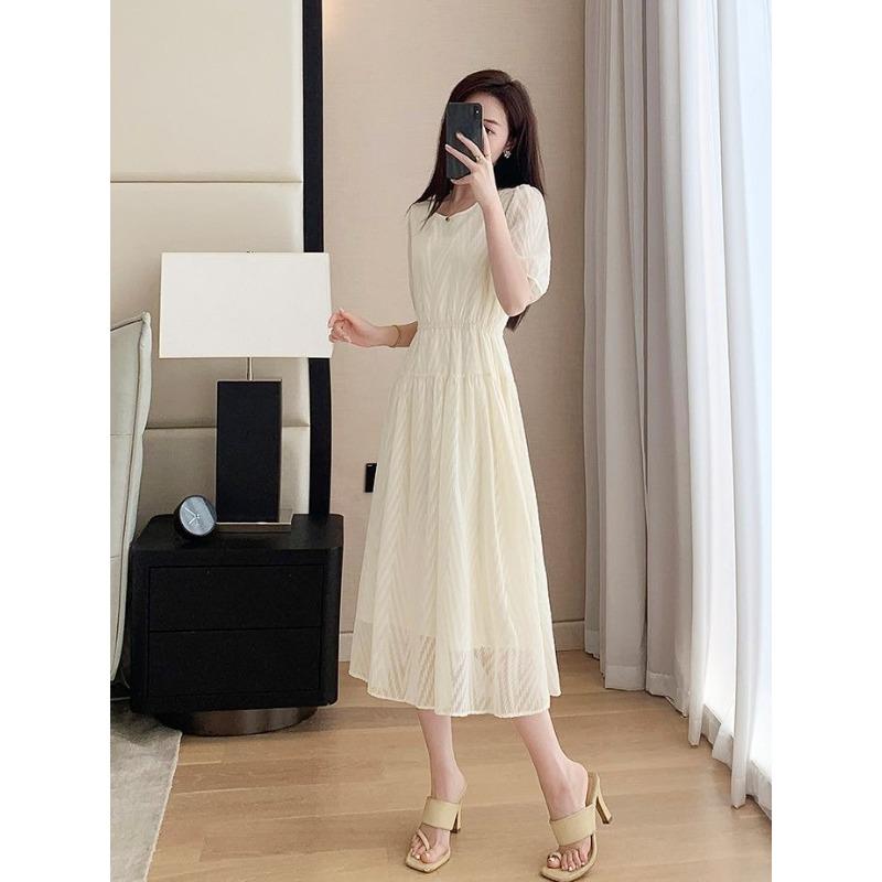 French Style Summer Dress for Petite Women Chiffon Slim Fit Round Neck Elegant Knee Length Flowy Dress