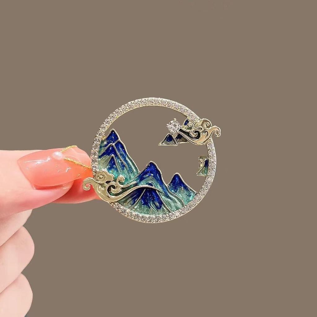 Exquisite Chinese Mountain & River Brooch: Unisex Creative Suit Pin & High-End Metal Gift