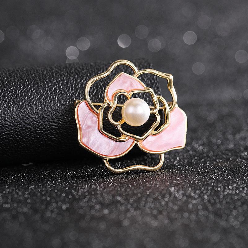 High-End Pearl & Rhinestone Butterfly Brooch for Women's Fashion Suits and Scarves