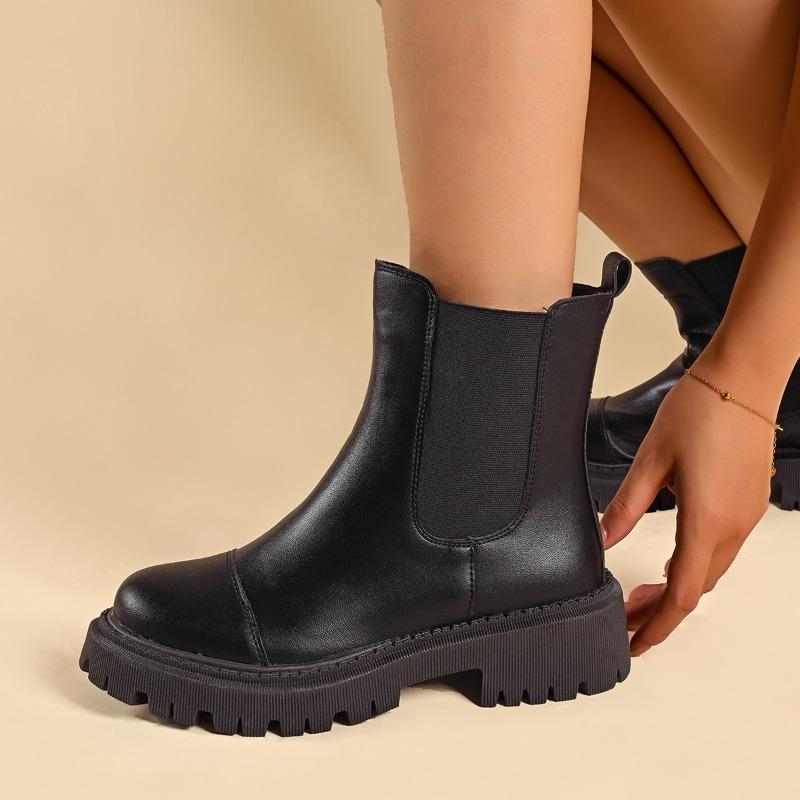 Fashion New Black Versatile Womens Boots with Mid Heel Short Tube Sleeve Waterproof and Non Slip 2024 Winter Outdoor PU Fashion Boots