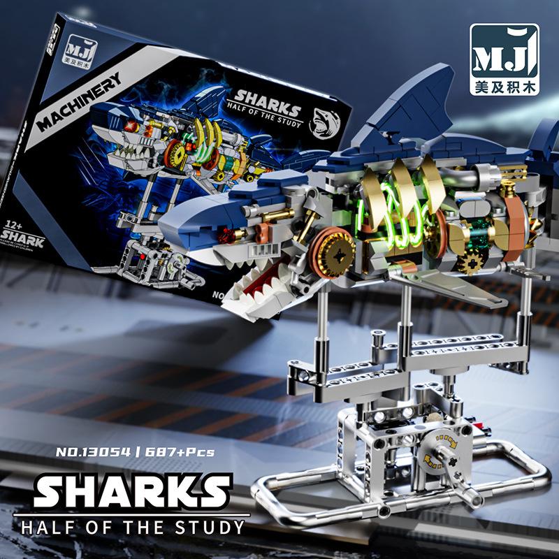 Cool Octopus Building Blocks Beatles Shark Mantis Crocodile Eagle Machinery MOC Animal Insect Model Bricks Figure Toy For Kids