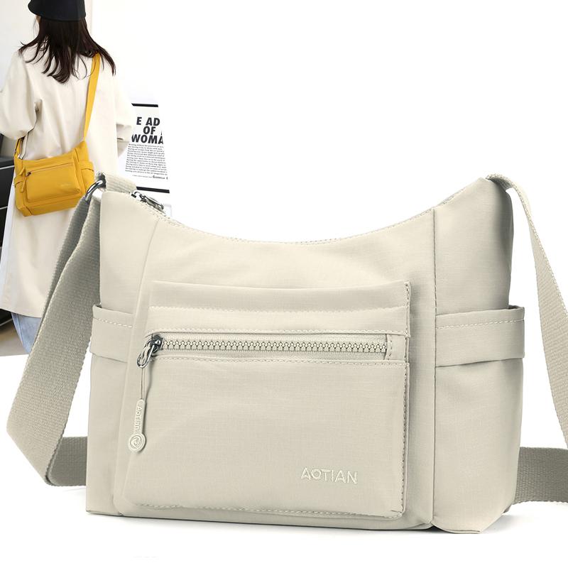 Dámská vícekomorová taška přes rameno Outdoorová crossbody taška