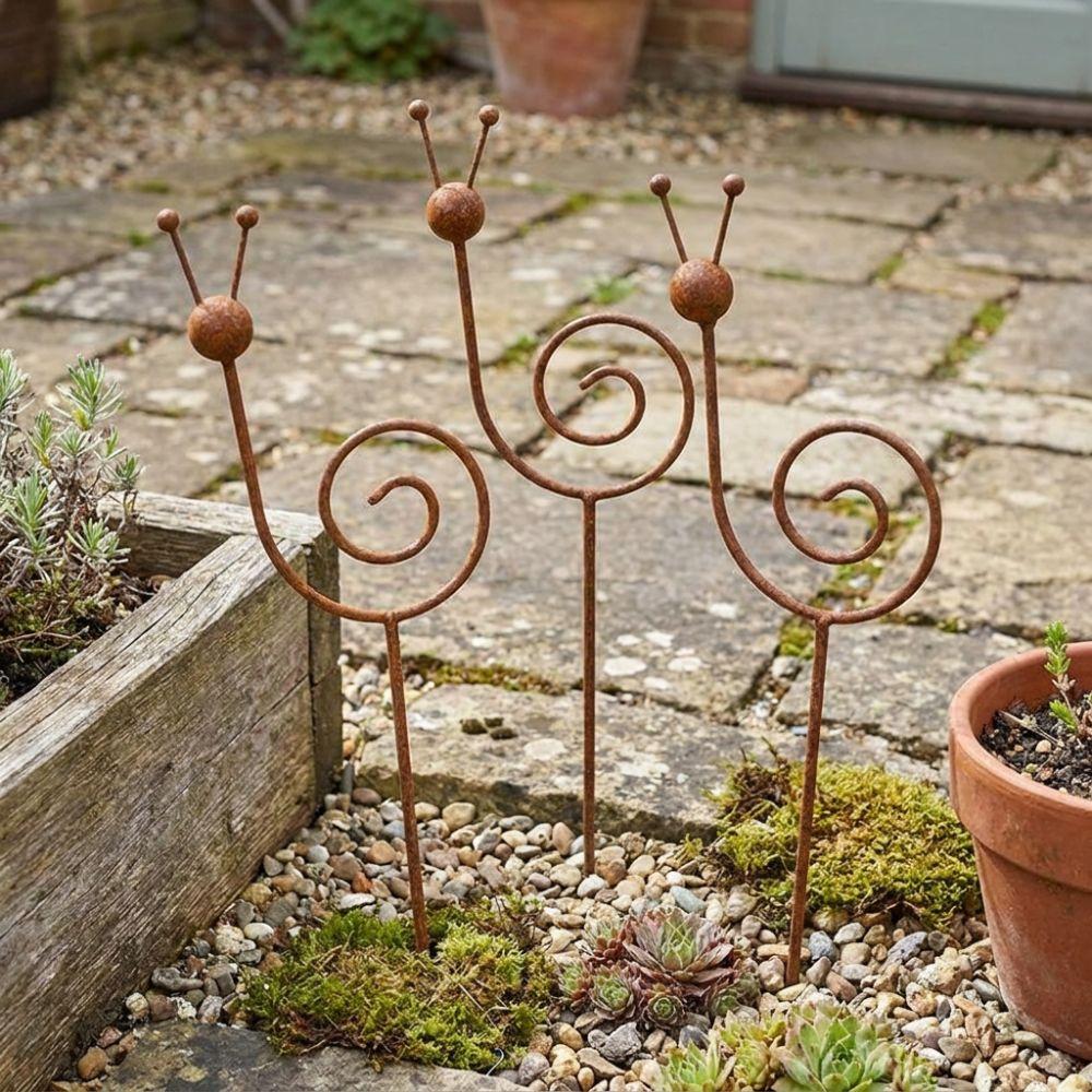 Vintage Metal Snail Garden Stake Rustproof Weatherproof Snail Shape Yard Art Iron Weather Resistant Rustic Snail Sculpture