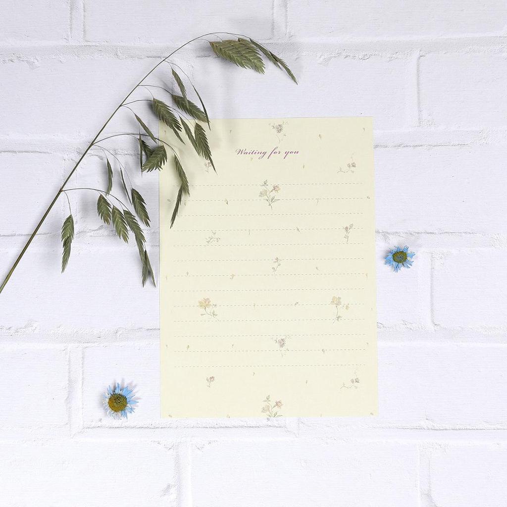 Floral Letter Paper & Envelope Set: Elegant Ancient Style for Love & Confession Letters, with Storage Bag