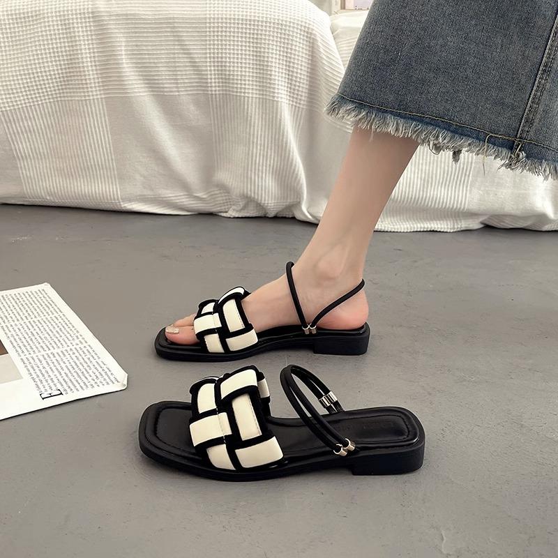 

2025 spring and summer new fairy style flat sandals with skirt temperament new versatile sandals 40