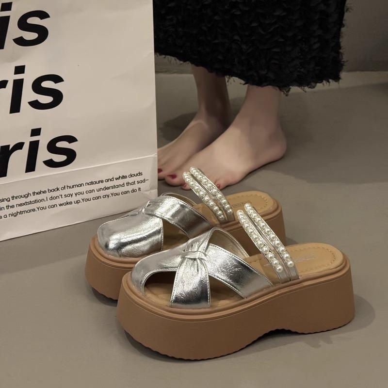 Baotou Half Slippers Women's New Summer Pearls Two Wear Thick Bottom Design Sense Hollow One Pedal Lazy Half Tray